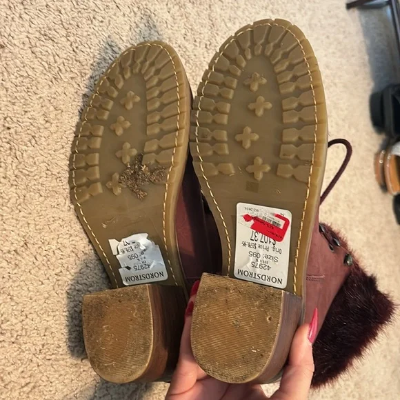 Steve Madden Huck Burgundy Leather Faux Fur Lace-Up Boots - Picture 8 of 8